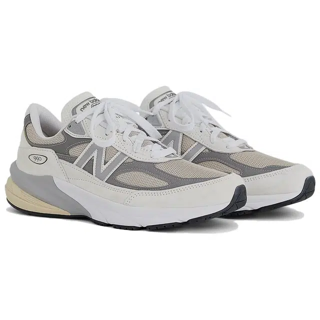 New Balance NB 990 V6