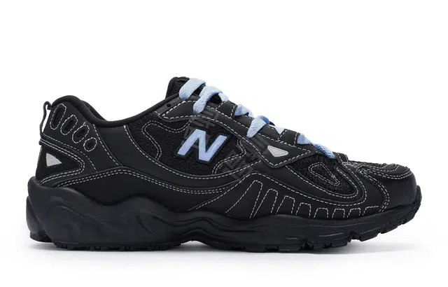 New Balance NB 703 811