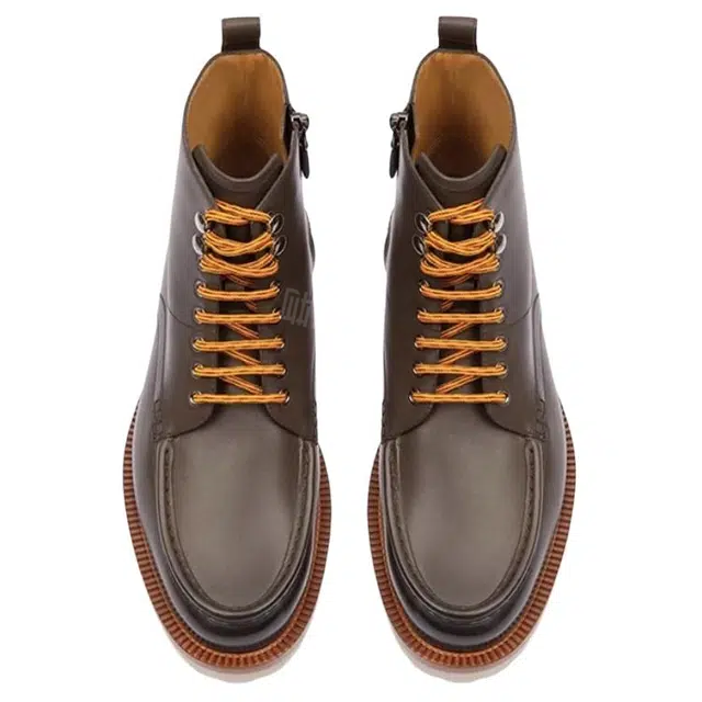 BALLY