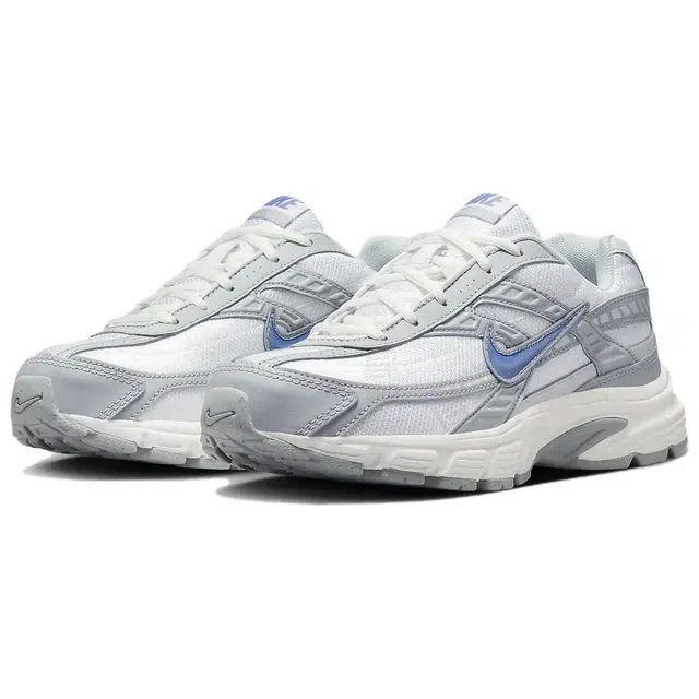 Nike Initiator