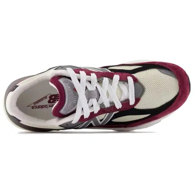 New Balance NB 990 V6