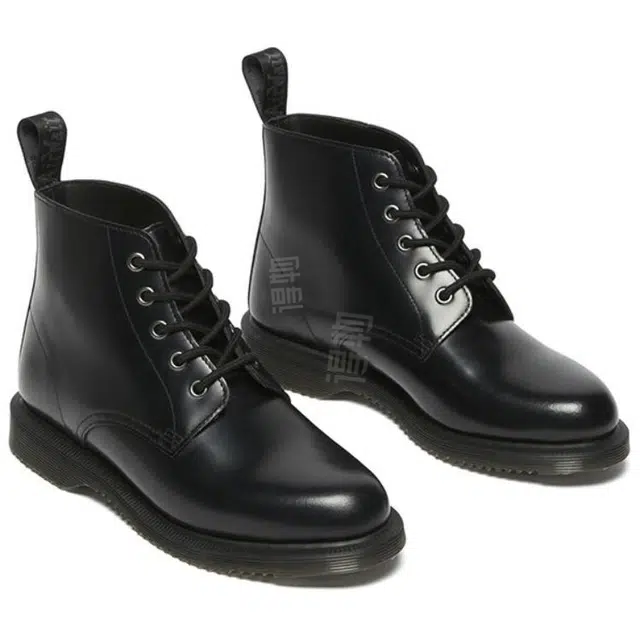 Dr.Martens