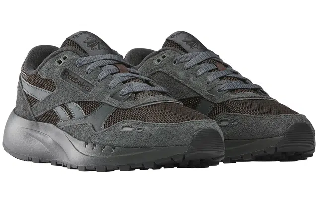 Reebok Classic Leather 2400