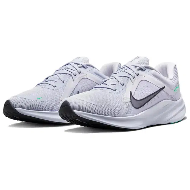 Nike Quest 5