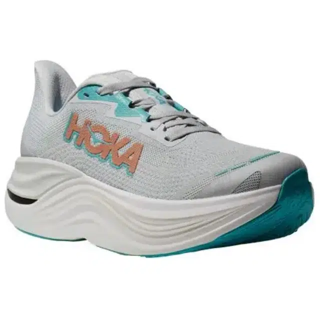 HOKA ONE ONE SKYWARD X