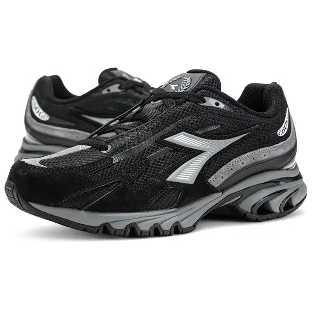 diadora MYTHOS