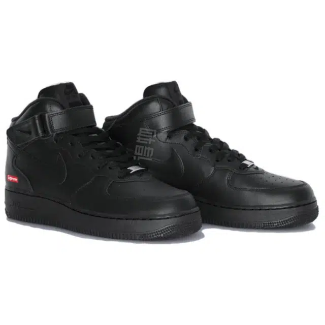 Supreme x Nike Air Force 1 MID