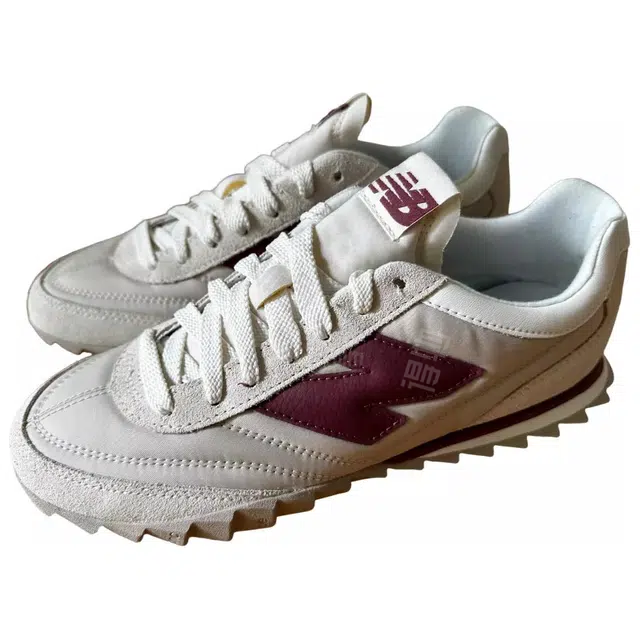 New Balance RC30