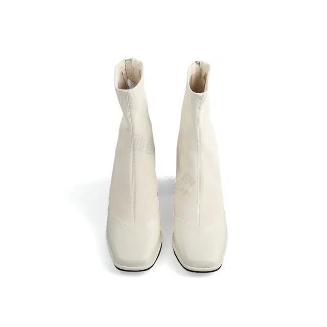 DOLIN COLLECTION