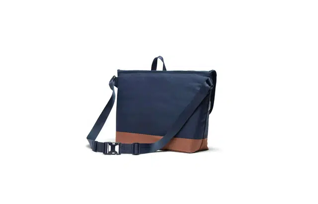Herschel Cove Messenger