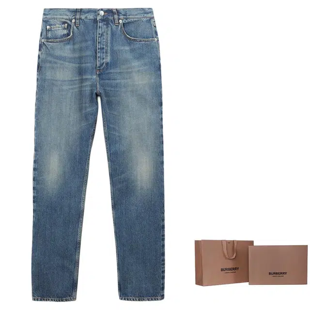 Burberry SS23