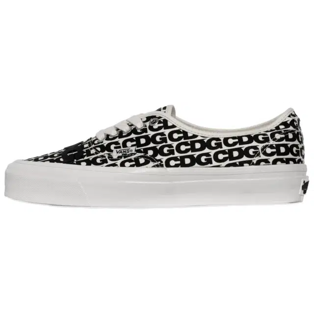 Comme des Garons x Vans Authentic 44