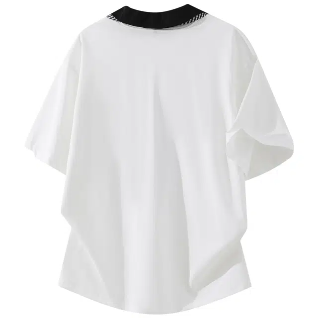 maxim's de paris logoT