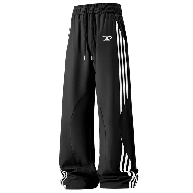 maxim's de paris Logo