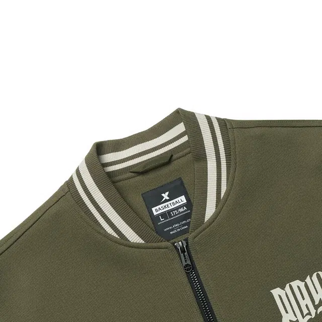 特步 字母拼接拉链长袖棒球服 男款