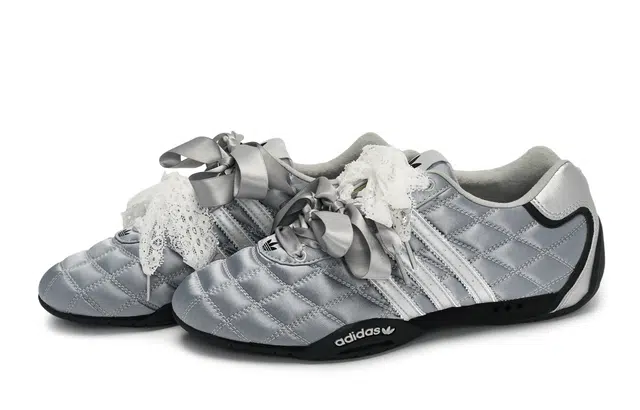 adidas originals ADIRACER 811