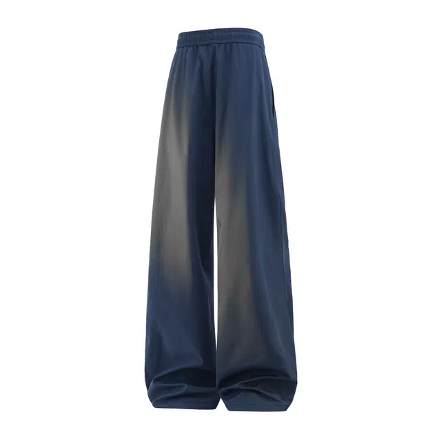 maxim's de paris vibe