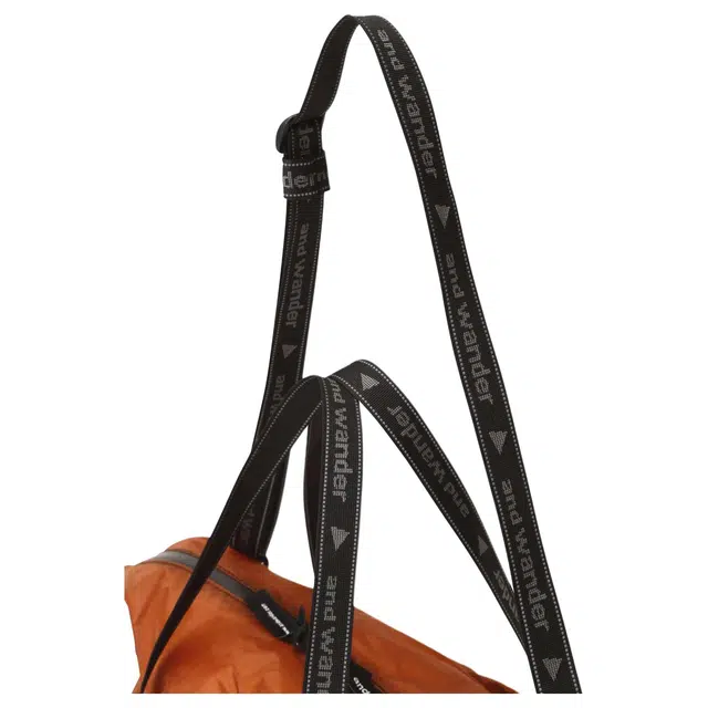 and wander Sil 25L Tote