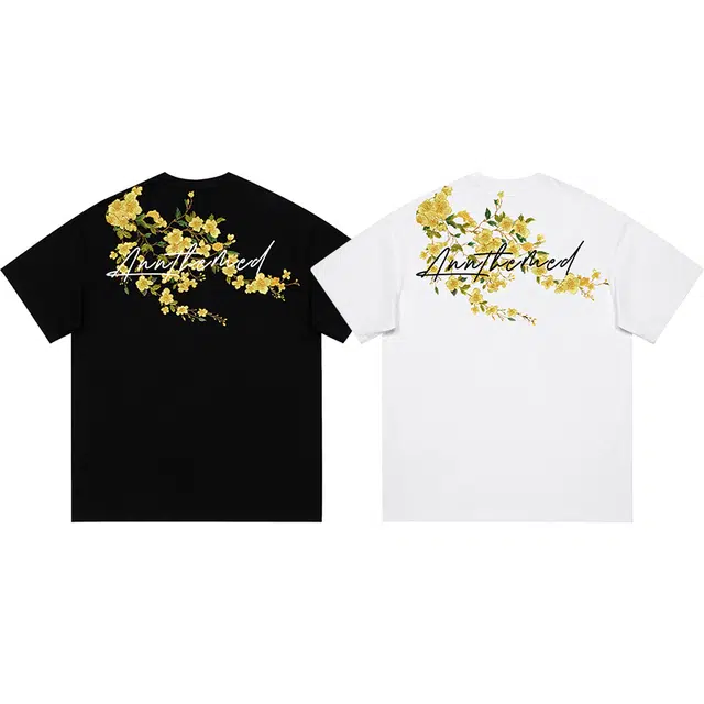 UNthemed T