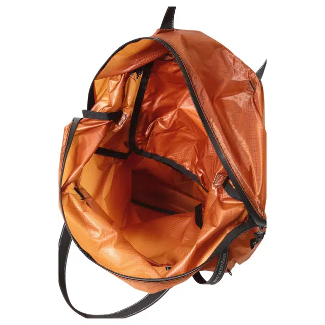 and wander Sil 25L Tote