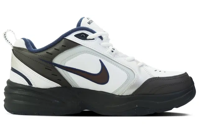 Nike Air Monarch 4