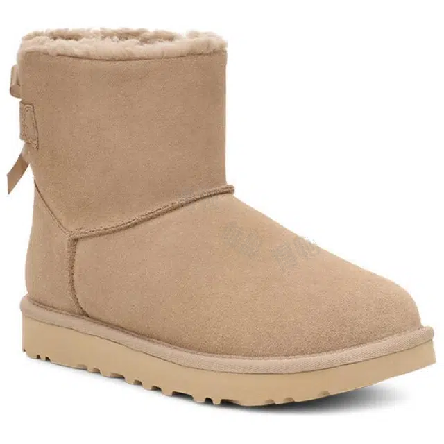 UGG