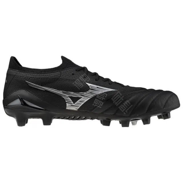 Mizuno Morelia Neo 4