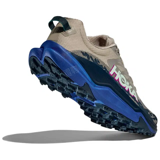 HOKA ONE ONE