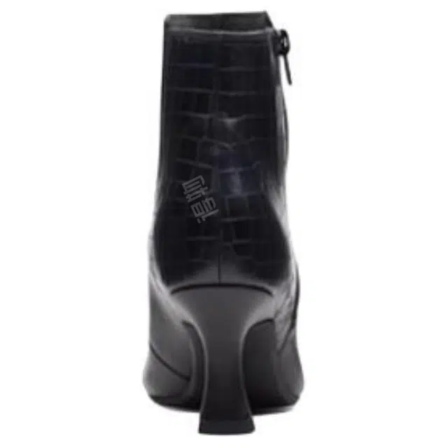 Clarks 7cm