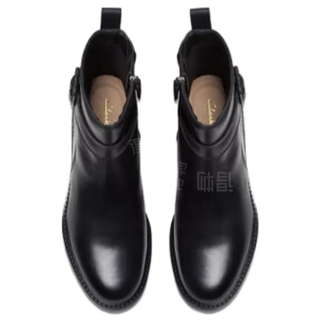 Clarks 2cm