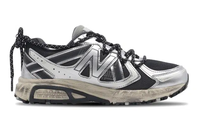 New Balance 410 Black Silver