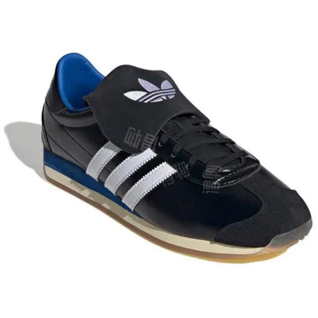 YESEYESEE x adidas originals COUNTRY OG