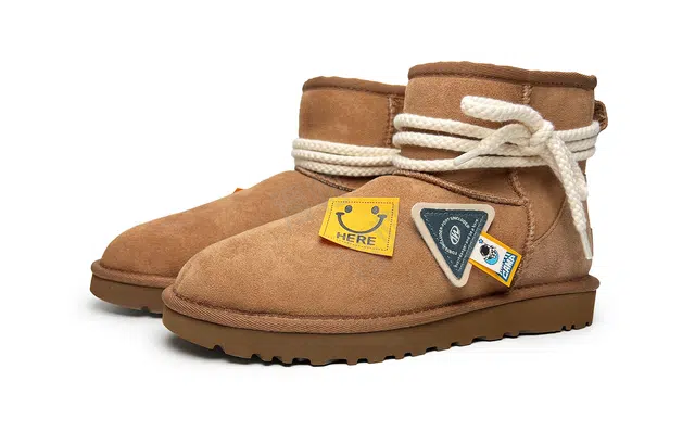 UGG CLASSIC MINI
