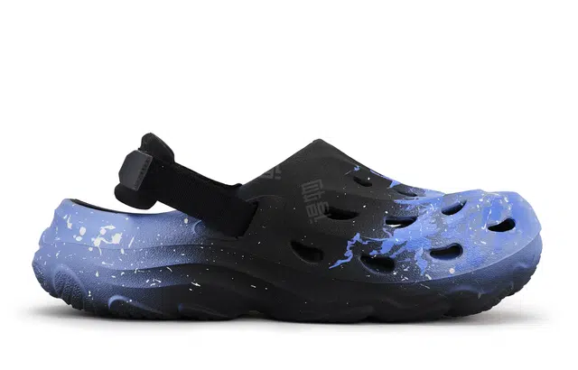 adidas MAXXCLOG 811