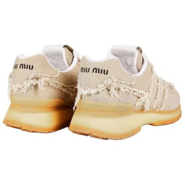 MIU MIU