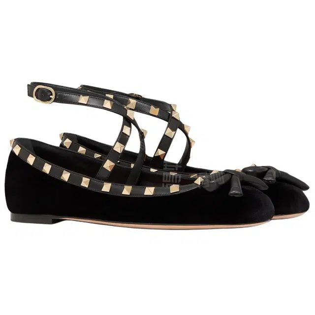 Valentino ROCKSTUD
