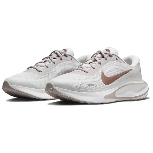 Nike Journey Run