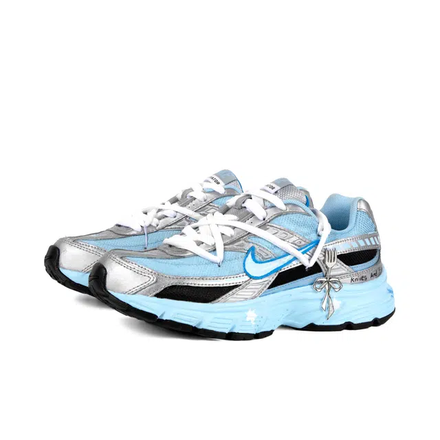 Nike Initiator Y2K