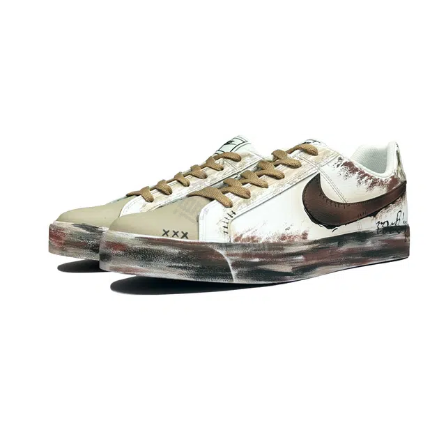 Nike Court Royale