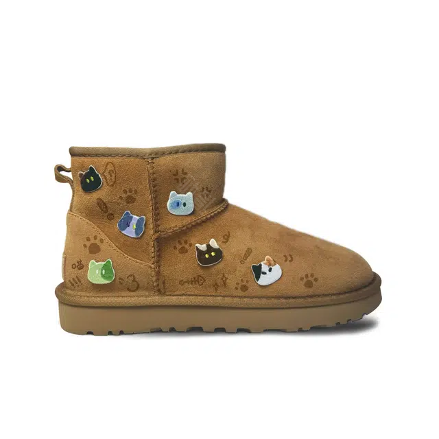 UGG CLASSIC MINI