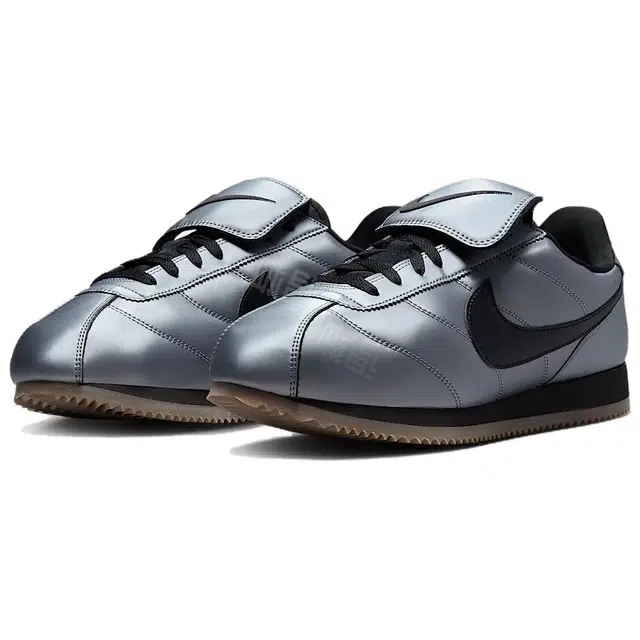 Nike Cortez LEATHER SE "Metallic Cool Grey Black"