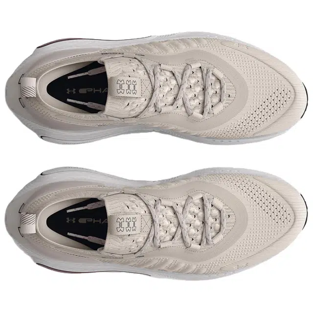 Under Armour Phantom 4