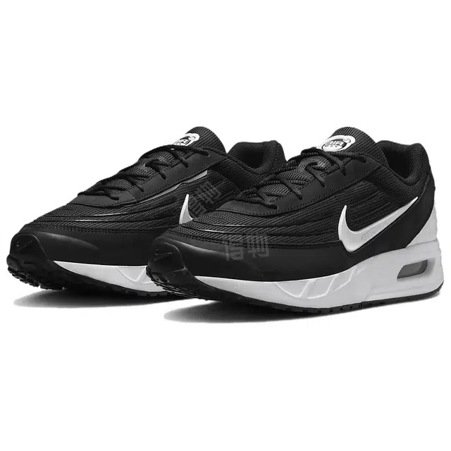 Nike AIR MAX VERSE