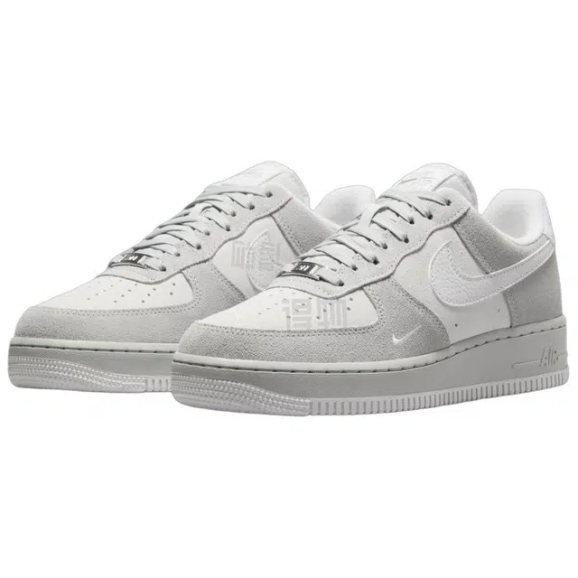 Nike Air Force 1 Low Light Smoke Grey