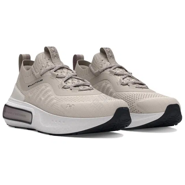 Under Armour Phantom 4