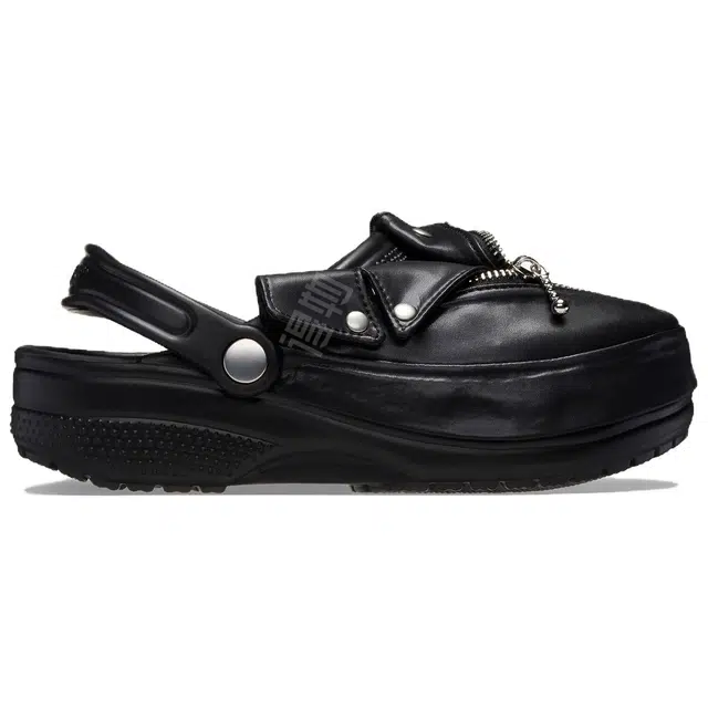 beams x Crocs Classic clog