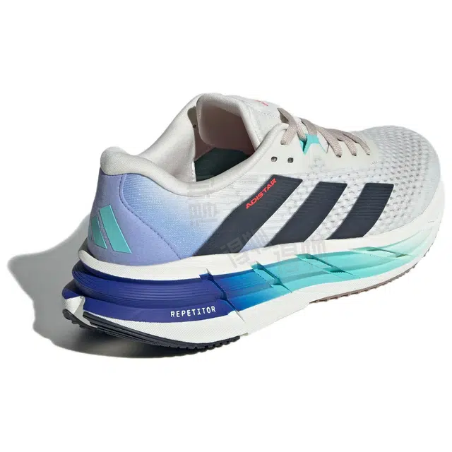 adidas ADISTAR 3