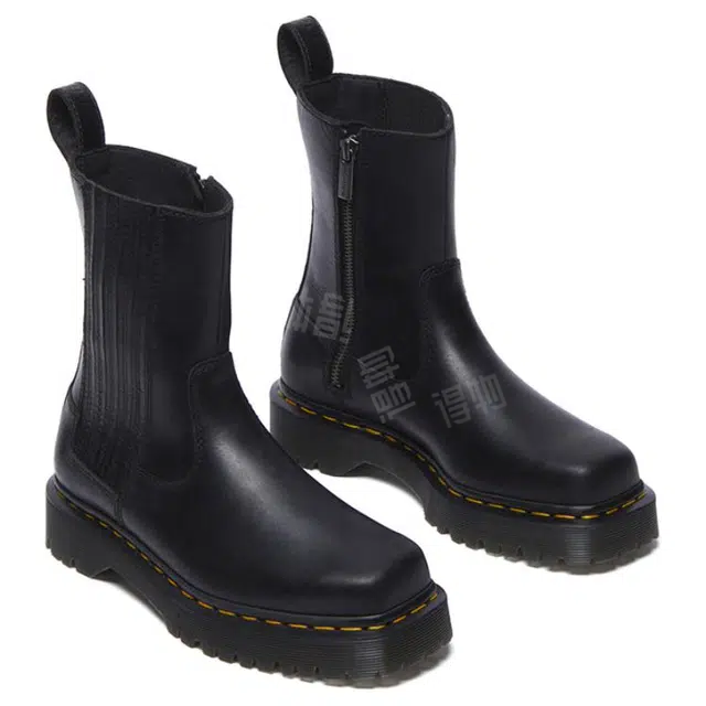 Dr.Martens