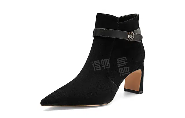 NINE WEST