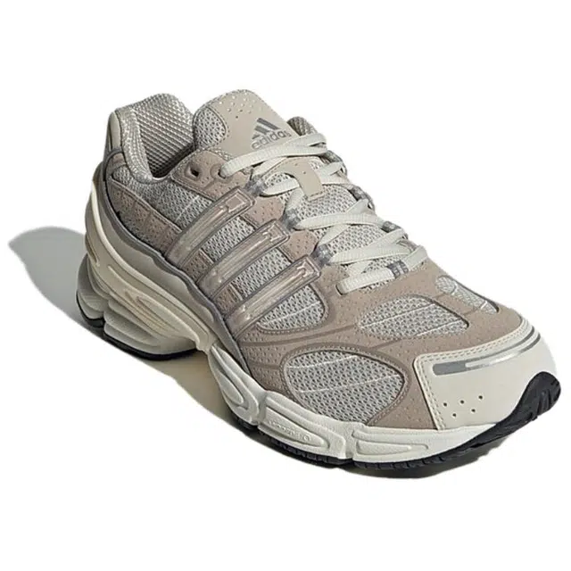 adidas Ozweego